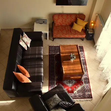 Elisavet Apartment *